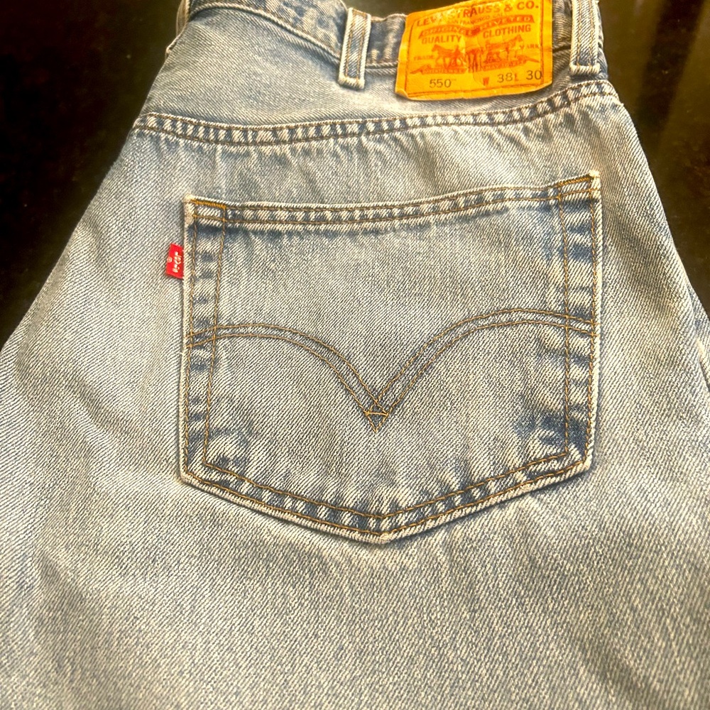 Men’s Comfort fit Levi Jeans 38x30. EUC Vintage - Picture 2 of 11